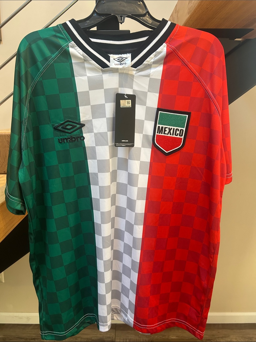 Umbro Mexico Tricolor Check Football Jersey - Green White Red